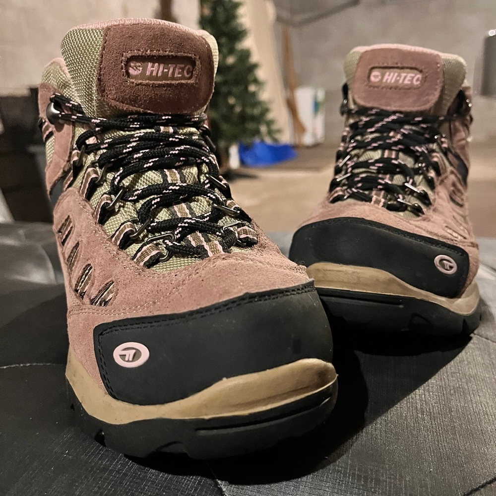 HI-TEC Hiker shoes